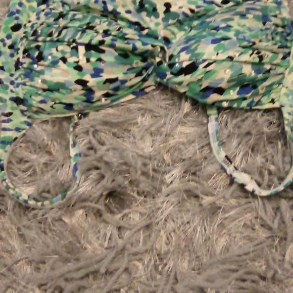 Ladies White House/Black Market Swim Suit - Picture 8 of 8